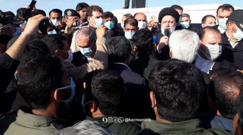 رئیس جمهور در جمع مردم نهضت آباد